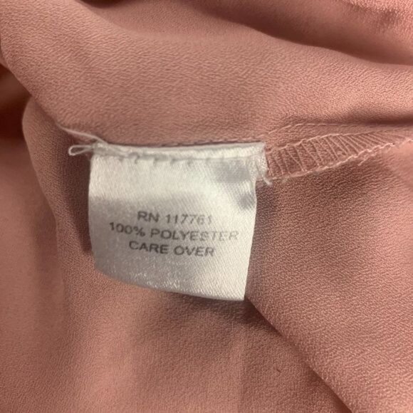 Speed Limit Womens Blush Pink Blouse With Shoulder Button Detail Size Large - Picture 3 of 9